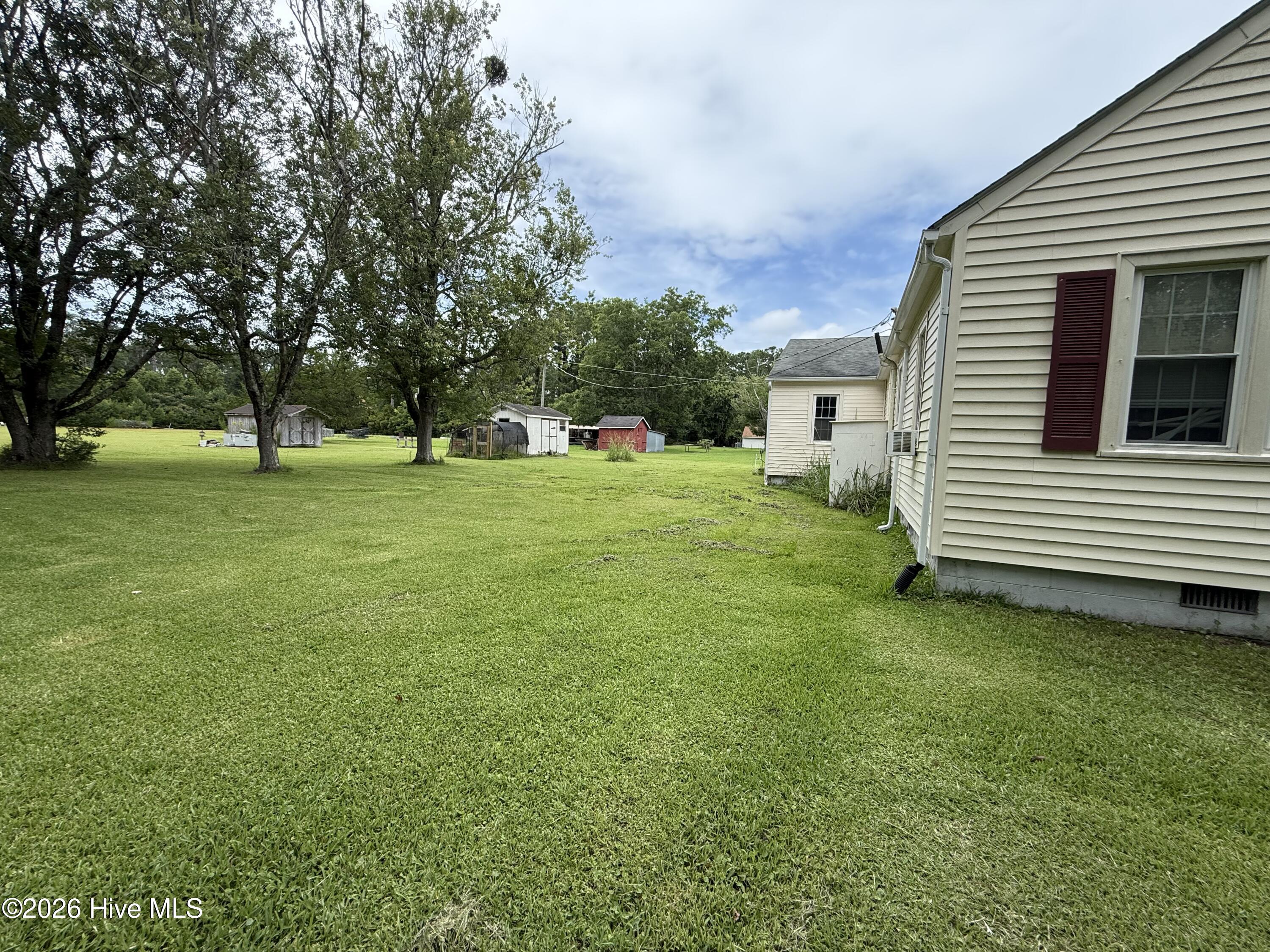 238 Old Nassau Road Smyrna, NC 28579 - Photo 9 of 32