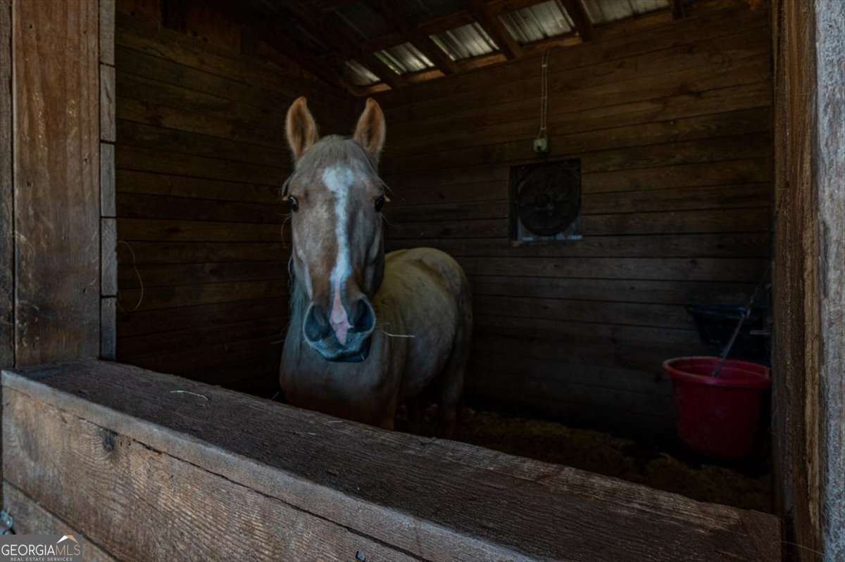 161 Archer Grove Road Athens, GA 30607 - Photo 35 of 56 a close view of door
