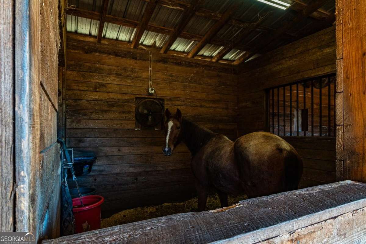 161 Archer Grove Road Athens, GA 30607 - Photo 36 of 56 a close view of water heater