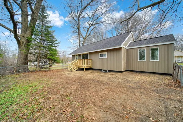 $185,000 | 3227 Matthews Street, Jackson, MI 49203