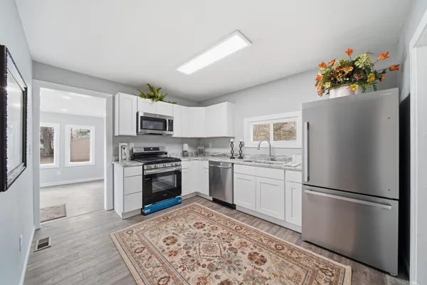 $185,000 | 3227 Matthews Street, Jackson, MI 49203