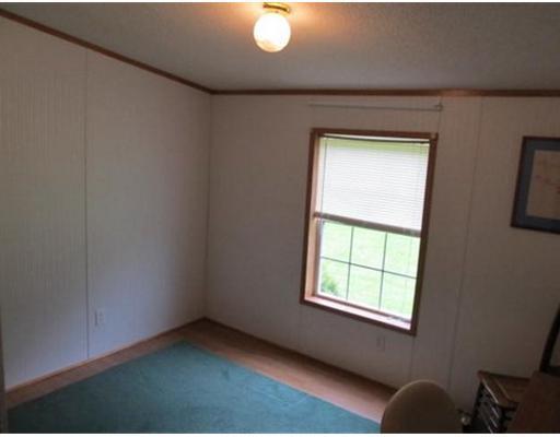 22 Berry Road Pittsfield, ME 04967 - Photo 13 of 24 Interior Space/Layout.