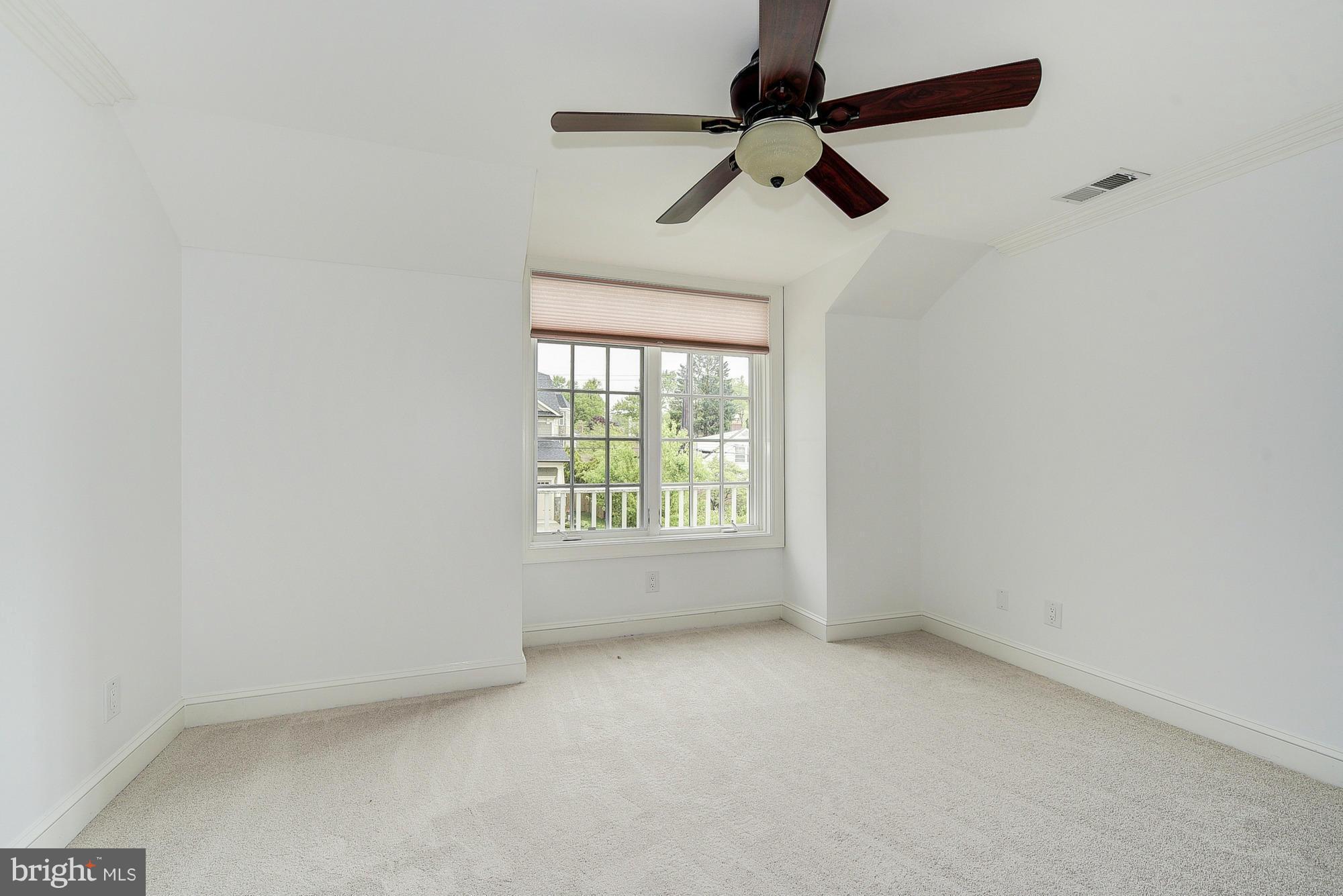 8805 Ridge Road Bethesda, MD 20817 - Photo 17 of 23 Bedroom