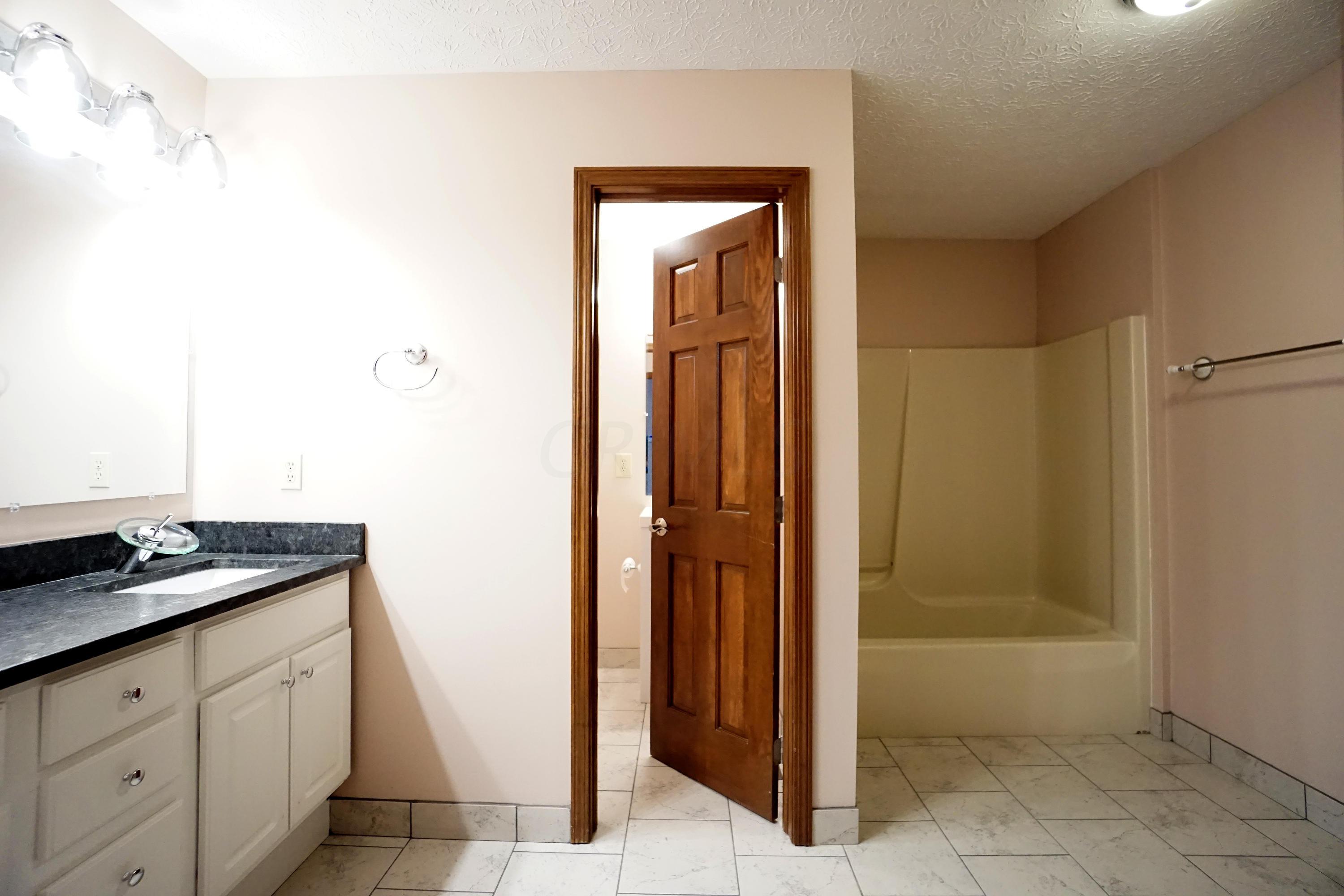 926 McNaughten Road Columbus, OH 43213 - Photo 26 of 50 Gallery Image 26