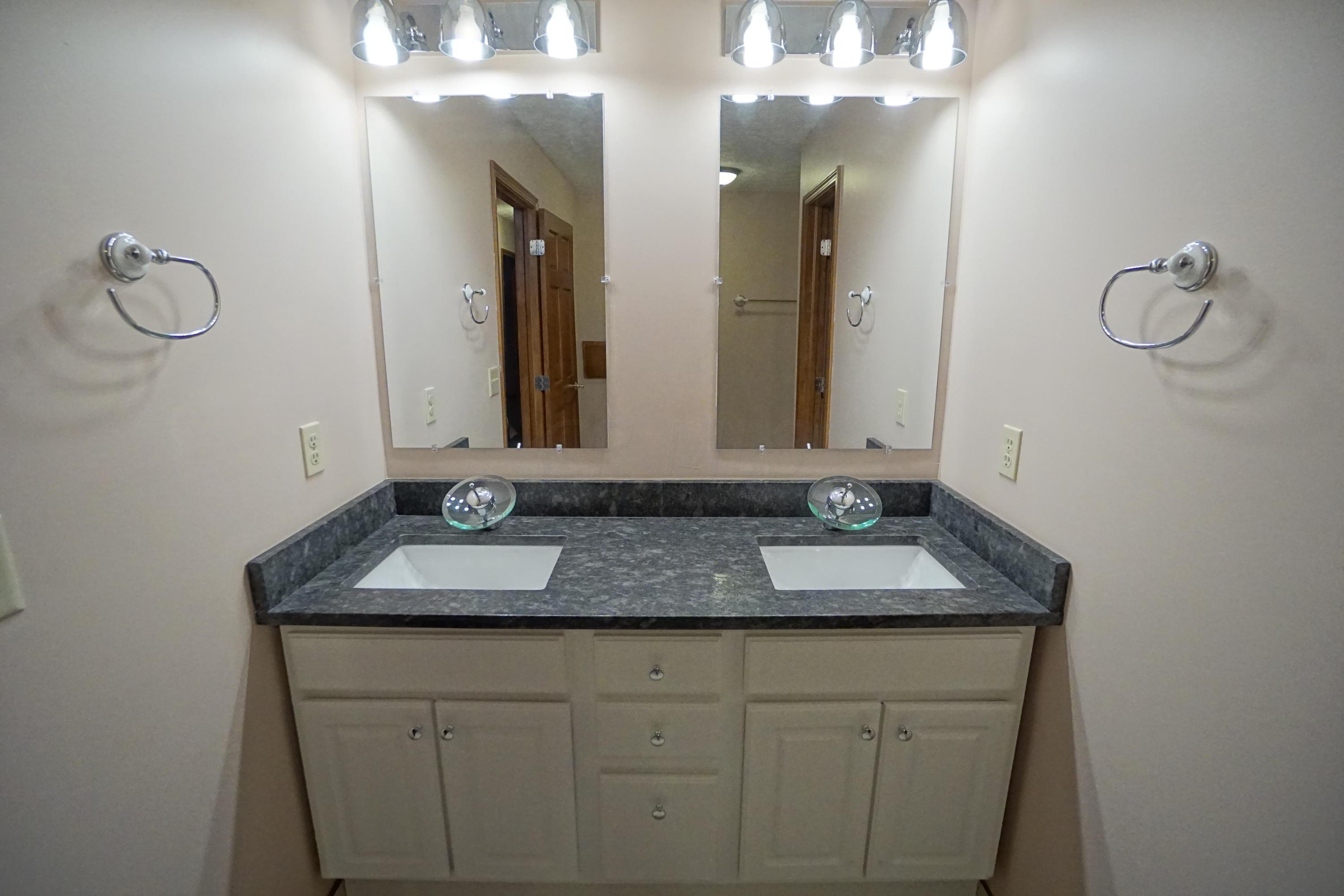 926 McNaughten Road Columbus, OH 43213 - Photo 27 of 50 Gallery Image 27