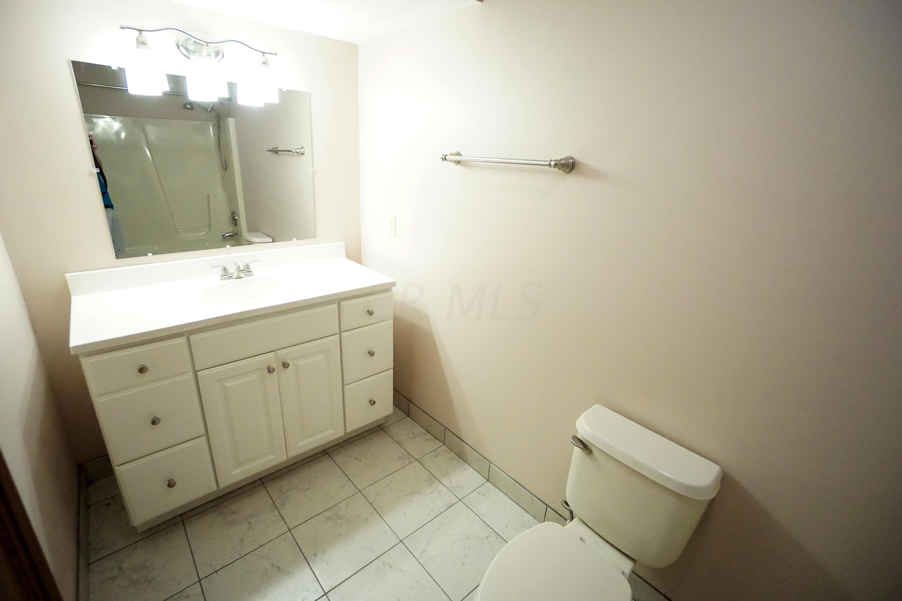 926 McNaughten Road Columbus, OH 43213 - Photo 33 of 50 Gallery Image 33