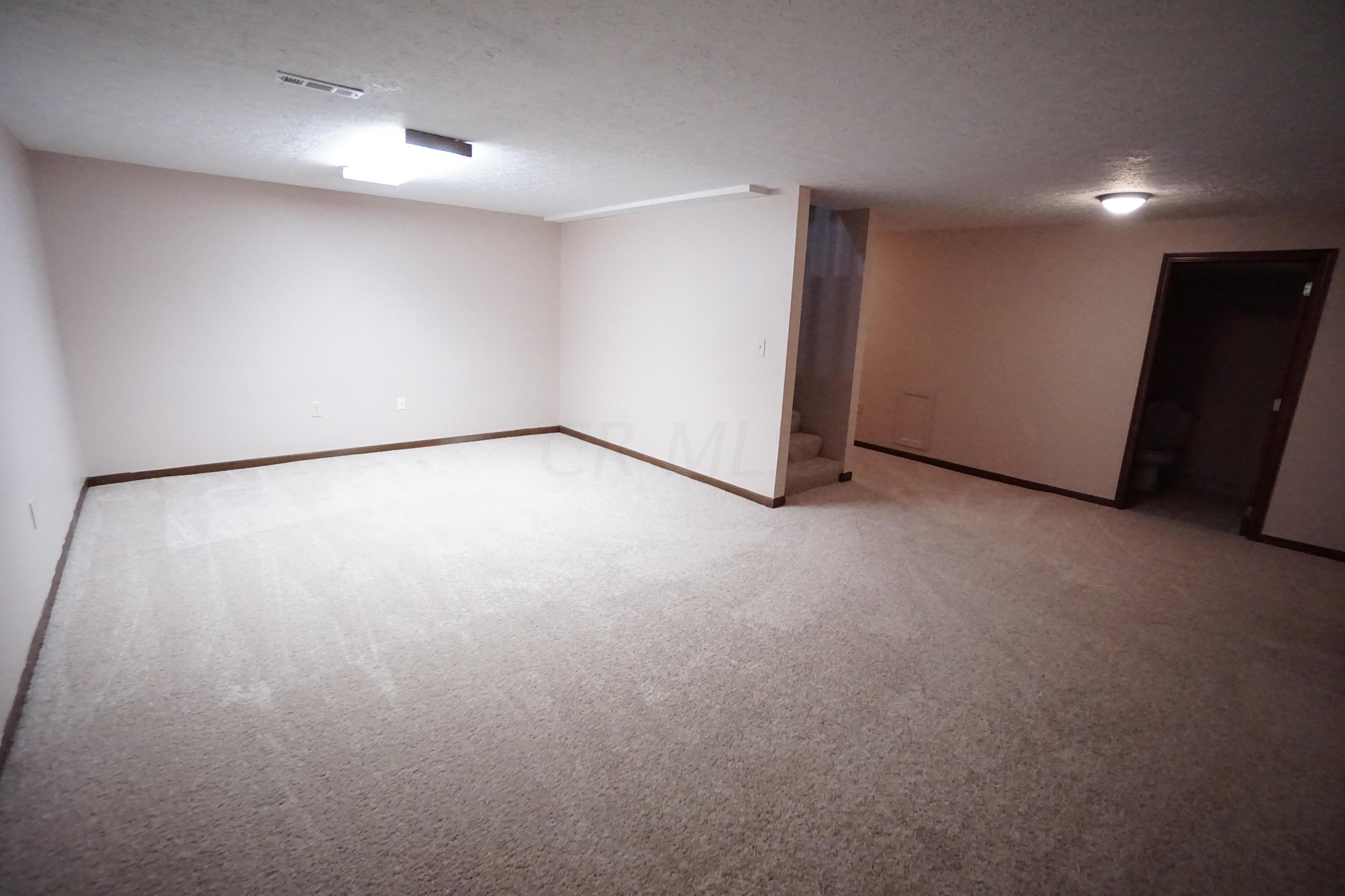 926 McNaughten Road Columbus, OH 43213 - Photo 46 of 50 Gallery Image 46