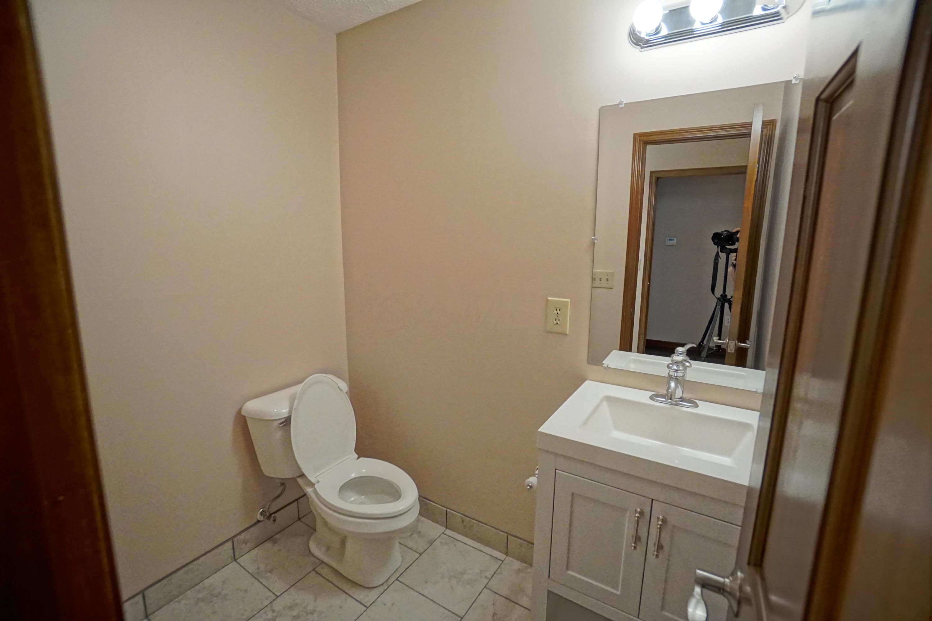 926 McNaughten Road Columbus, OH 43213 - Photo 49 of 50 Gallery Image 49