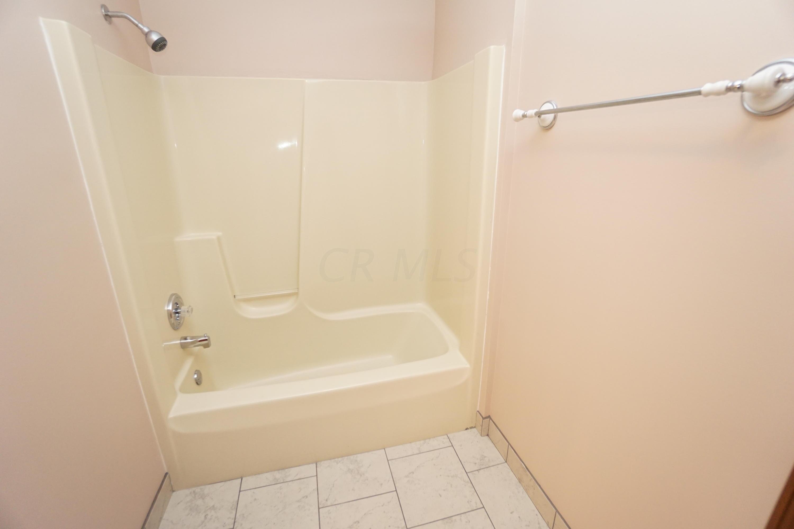 926 McNaughten Road Columbus, OH 43213 - Photo 50 of 50 Gallery Image 50