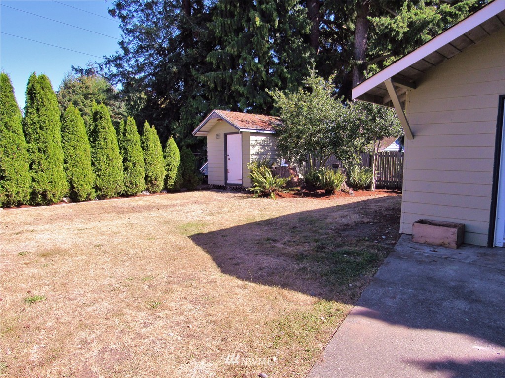 3801 Northeast 6th Place Renton, WA 98056 - Photo 9 of 10