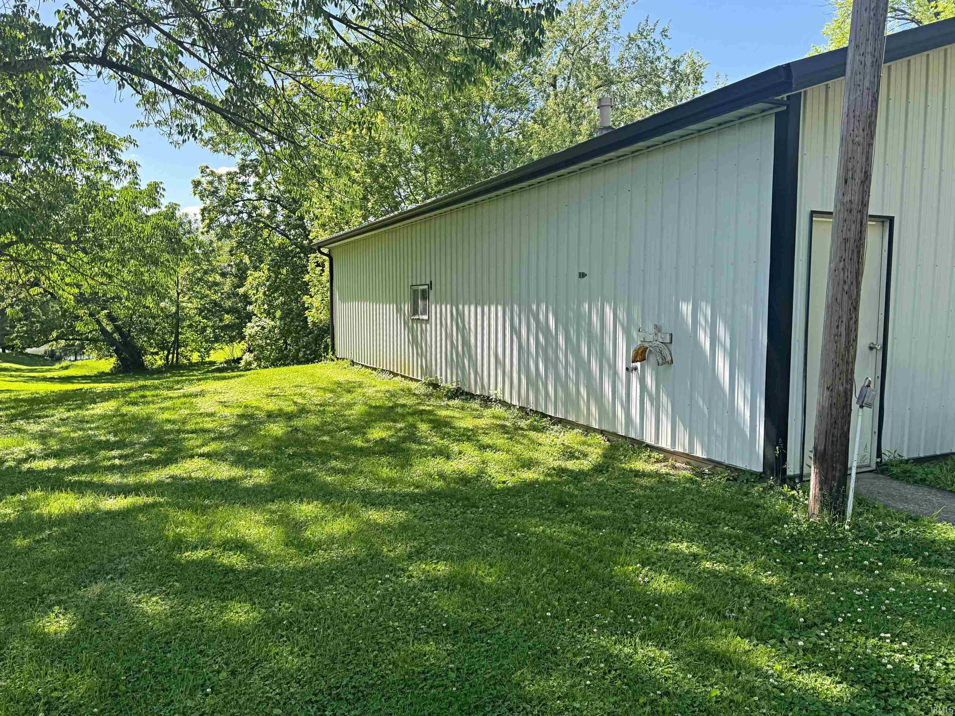 1725 Bedford Road Washington, IN 47501 - Photo 25 of 33