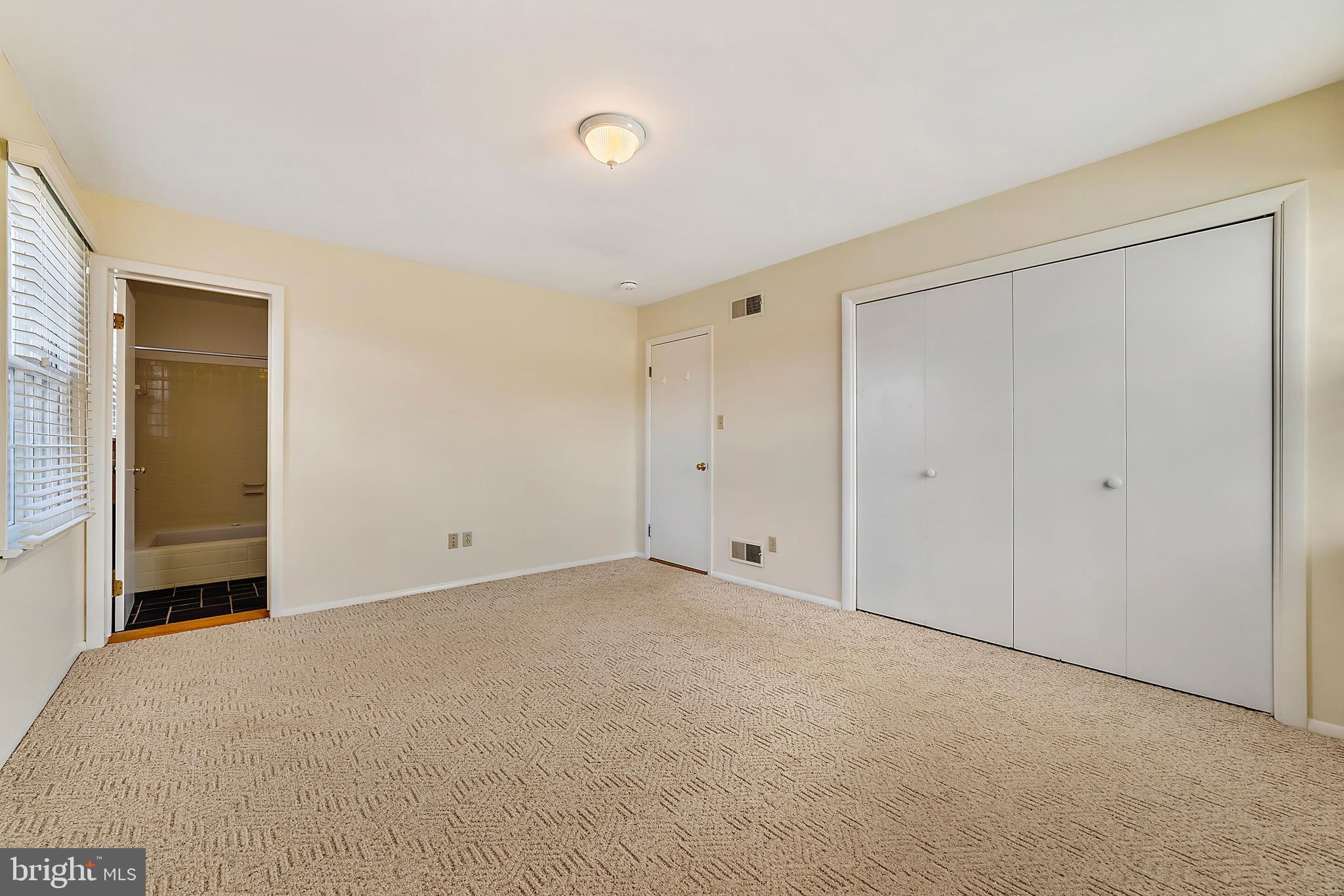 9861 Meetze Road Midland, VA 22728 - Photo 32 of 50 1st floor bedroom - view 2