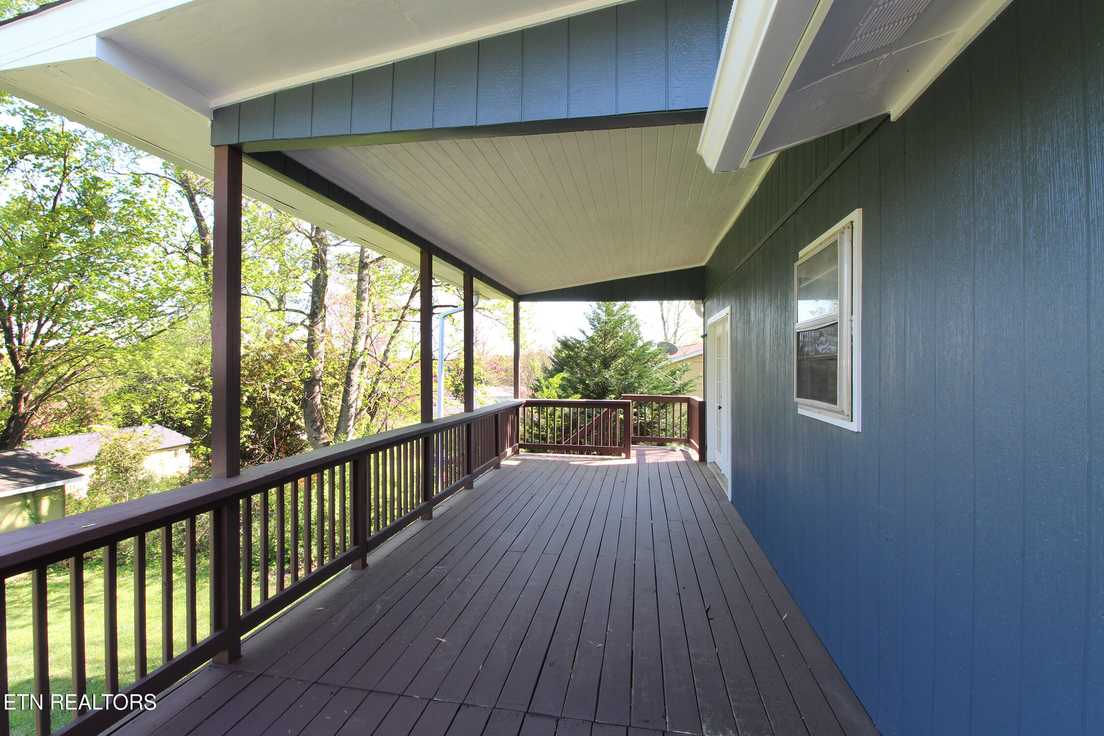 9040 Shallowford Road Knoxville, TN 37923 - Photo 23 of 37 IMG_2459