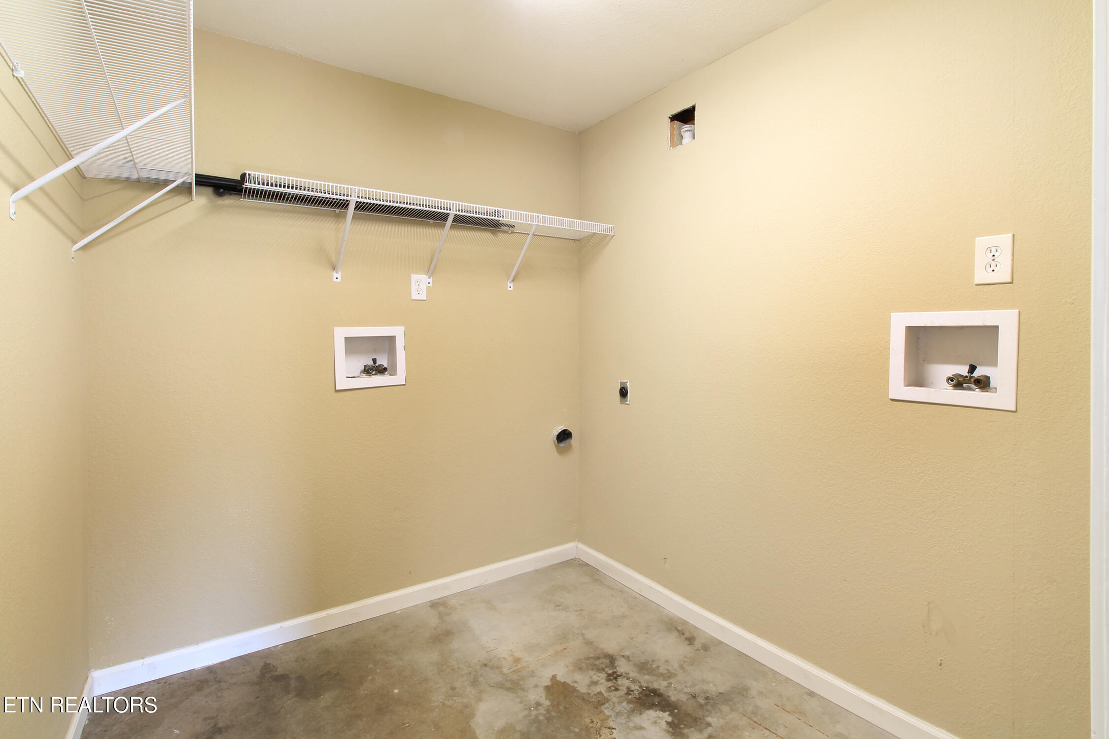 9040 Shallowford Road Knoxville, TN 37923 - Photo 29 of 37 IMG_2494