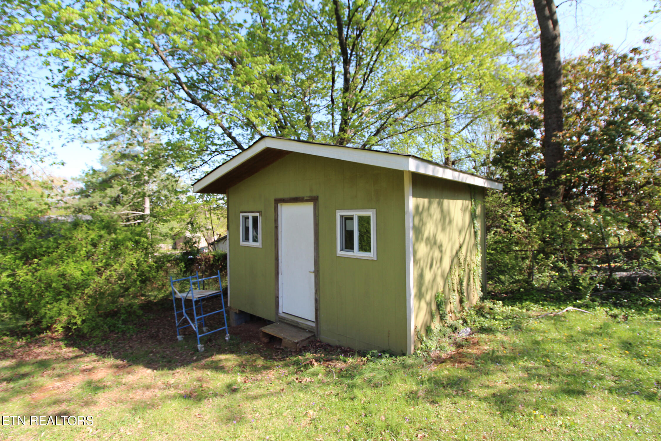 9040 Shallowford Road Knoxville, TN 37923 - Photo 37 of 37 IMG_2513