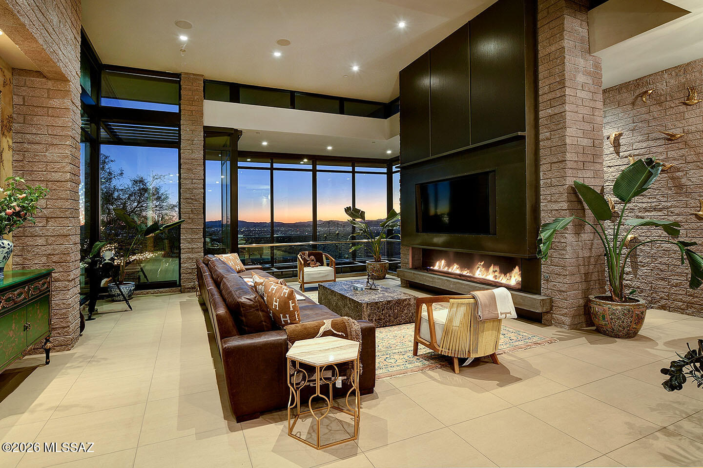 6830 North Hole-In-The-Wall Way Tucson, AZ 85750 - Photo 7 of 50