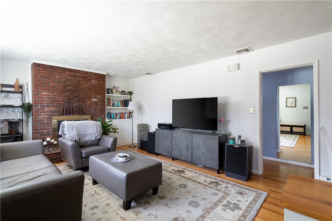 35 Shenandoah Road Warwick, RI 02886 - Photo 18 of 25 Gallery Image 18