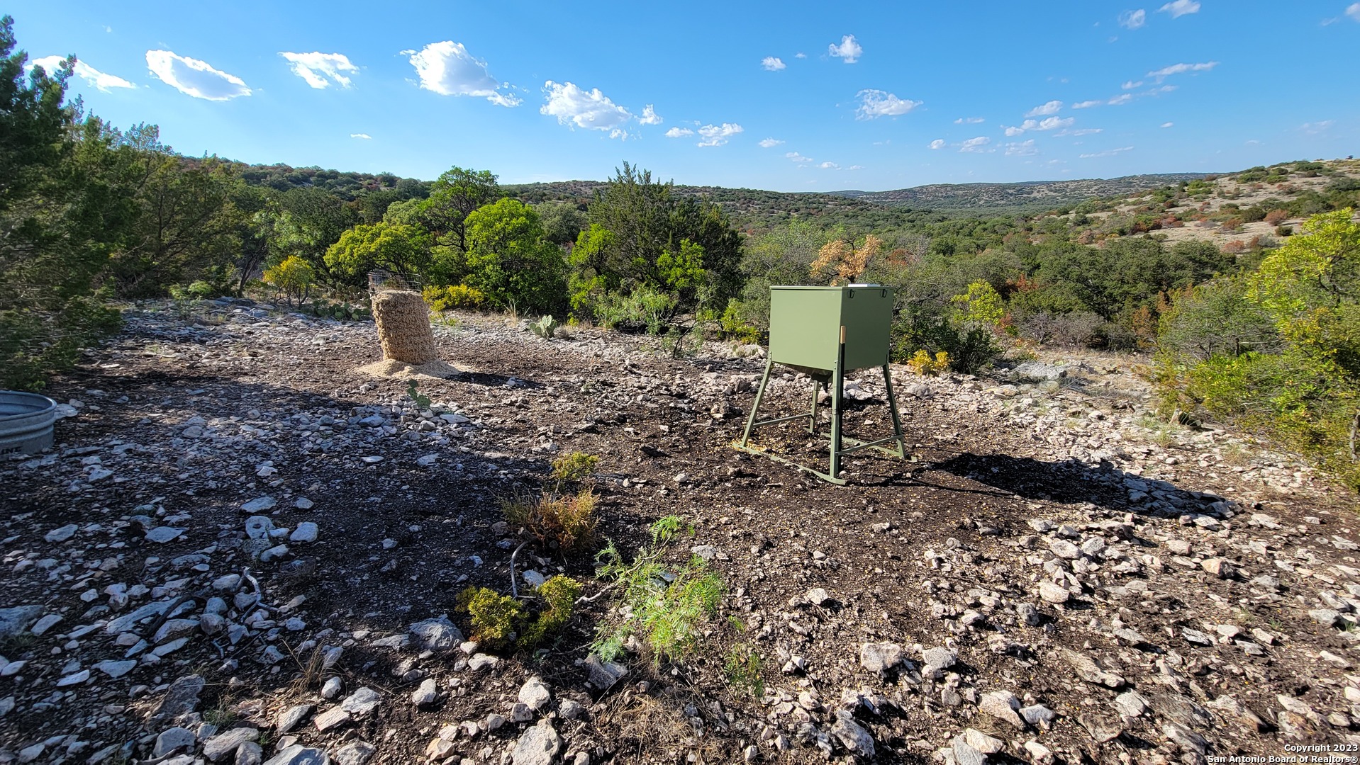 29 Oak Bend Rocksprings, TX 78880 - Photo 4 of 27 a view of a city with lush green forest
