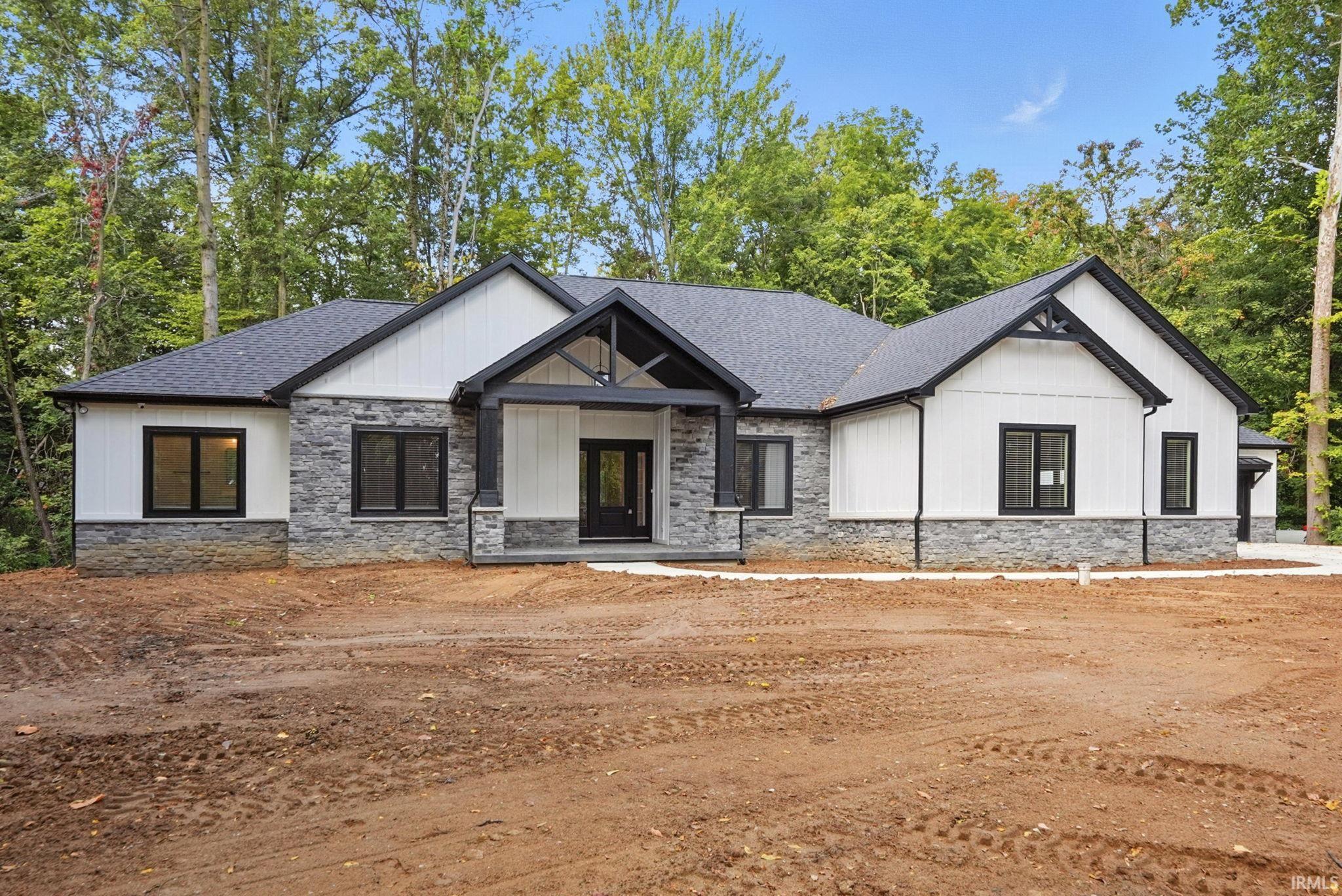 16729 Darling Road Woodburn, IN 46797 - Photo 27 of 36 Gallery Image 27