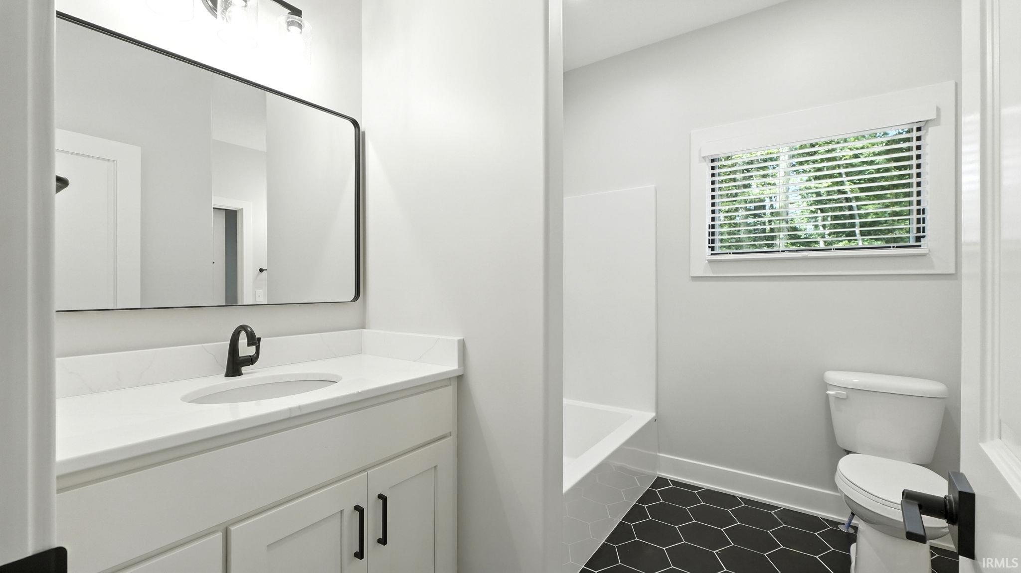 16729 Darling Road Woodburn, IN 46797 - Photo 32 of 36 Gallery Image 32