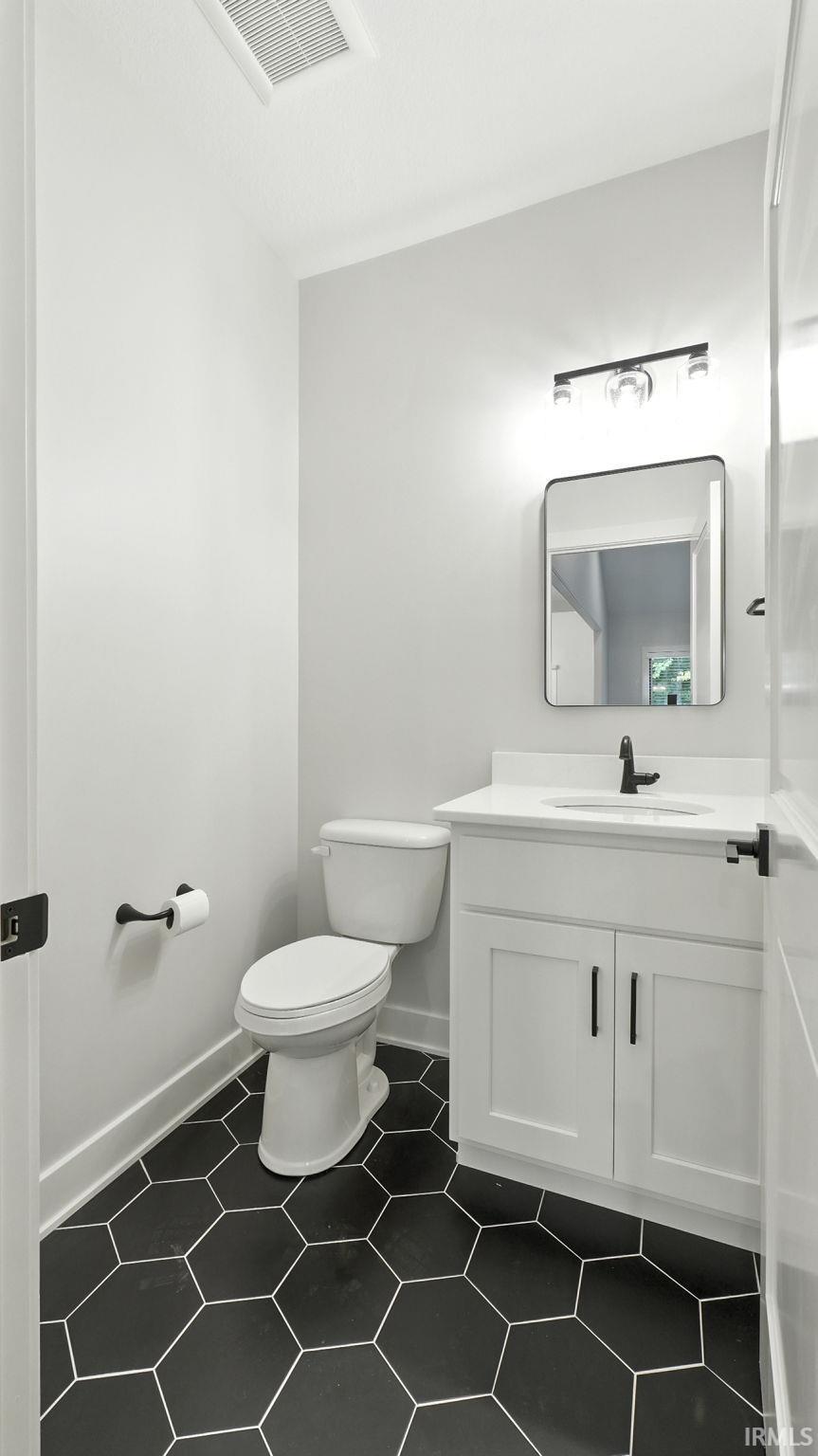 16729 Darling Road Woodburn, IN 46797 - Photo 33 of 36 Gallery Image 33
