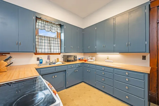 $150,000 | 609 East 4th Street, Fairmont, MN 56031