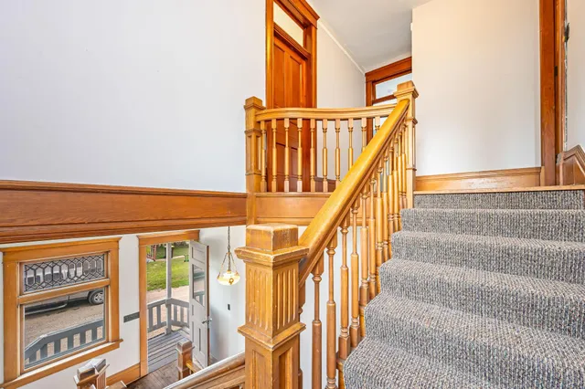 $150,000 | 609 East 4th Street, Fairmont, MN 56031