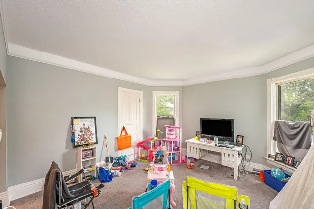 $150,000 | 609 East 4th Street, Fairmont, MN 56031