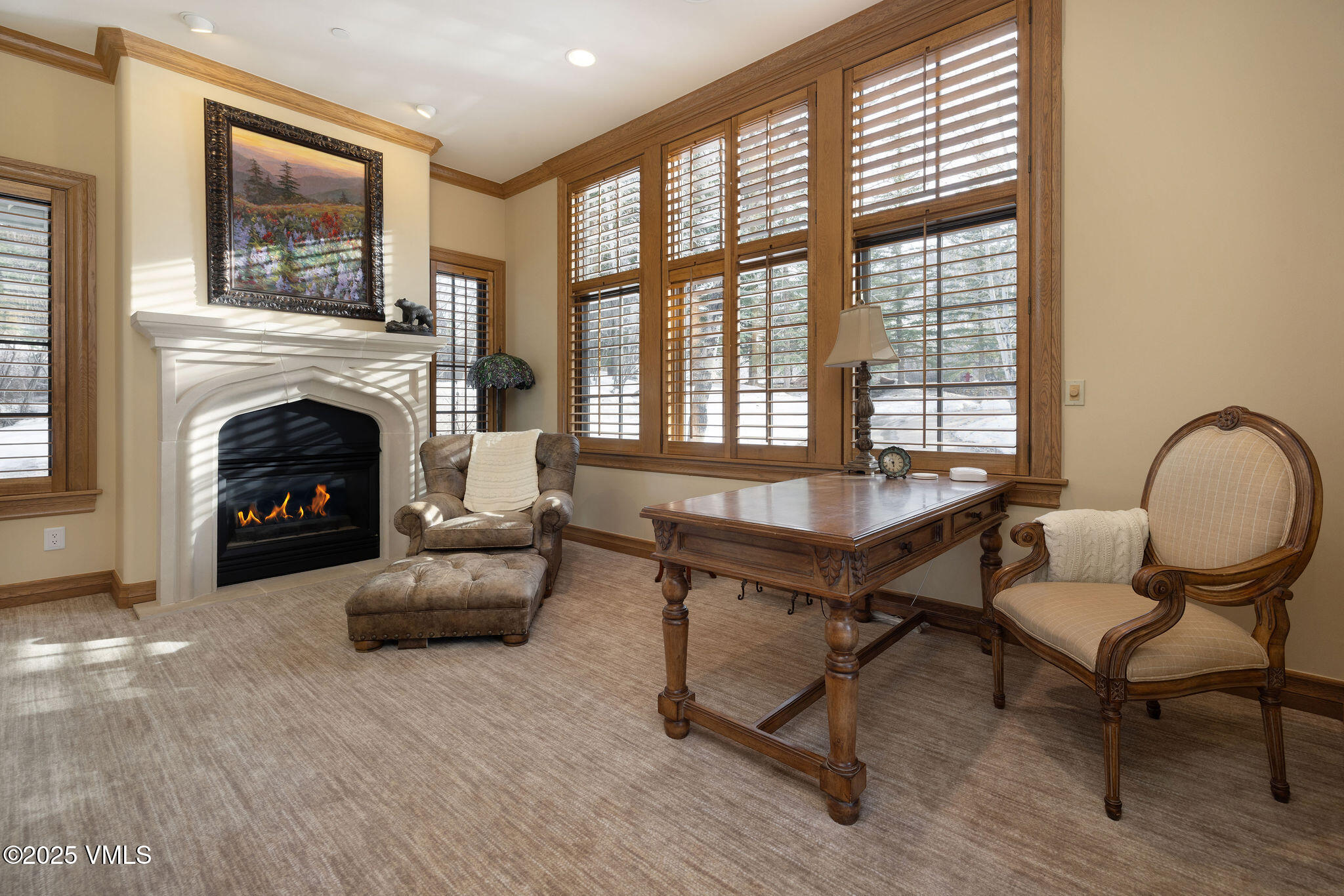 273 Bearden Road Edwards, CO 81632 - Photo 15 of 26 2504_273_bearden_interior_sitting
