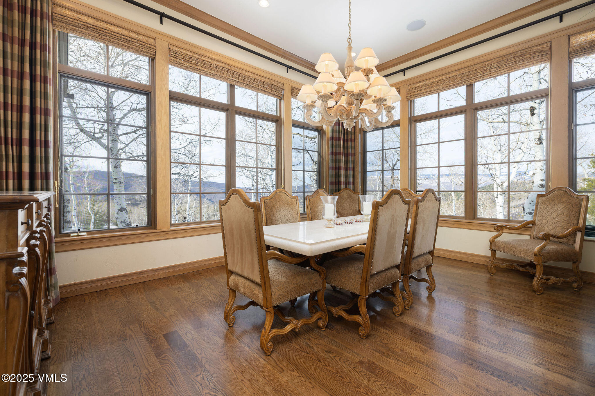 273 Bearden Road Edwards, CO 81632 - Photo 7 of 26 2504_273_bearden_interior_dining