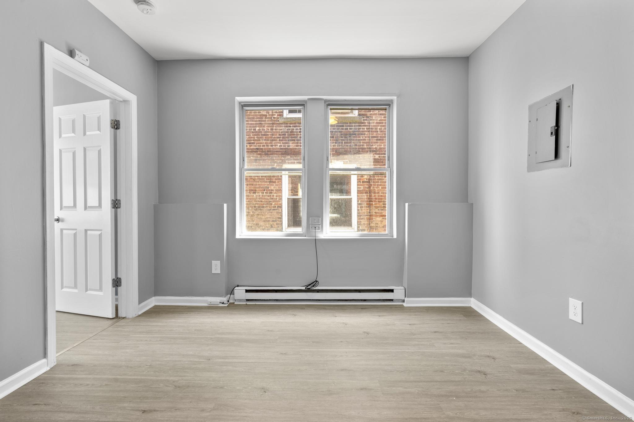 31 Whittier Street Bridgeport, CT 06605 - Photo 26 of 34