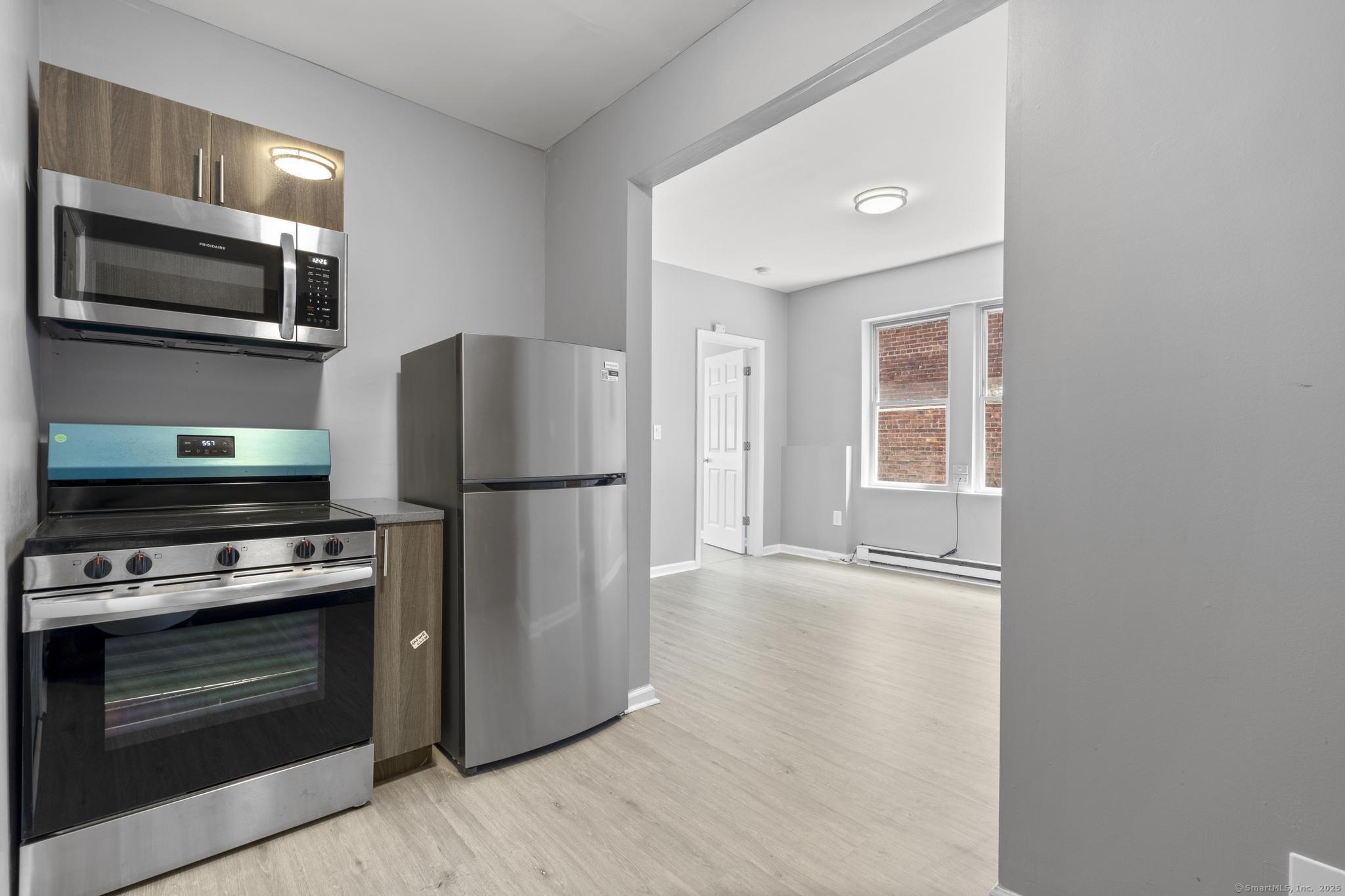 31 Whittier Street Bridgeport, CT 06605 - Photo 34 of 34