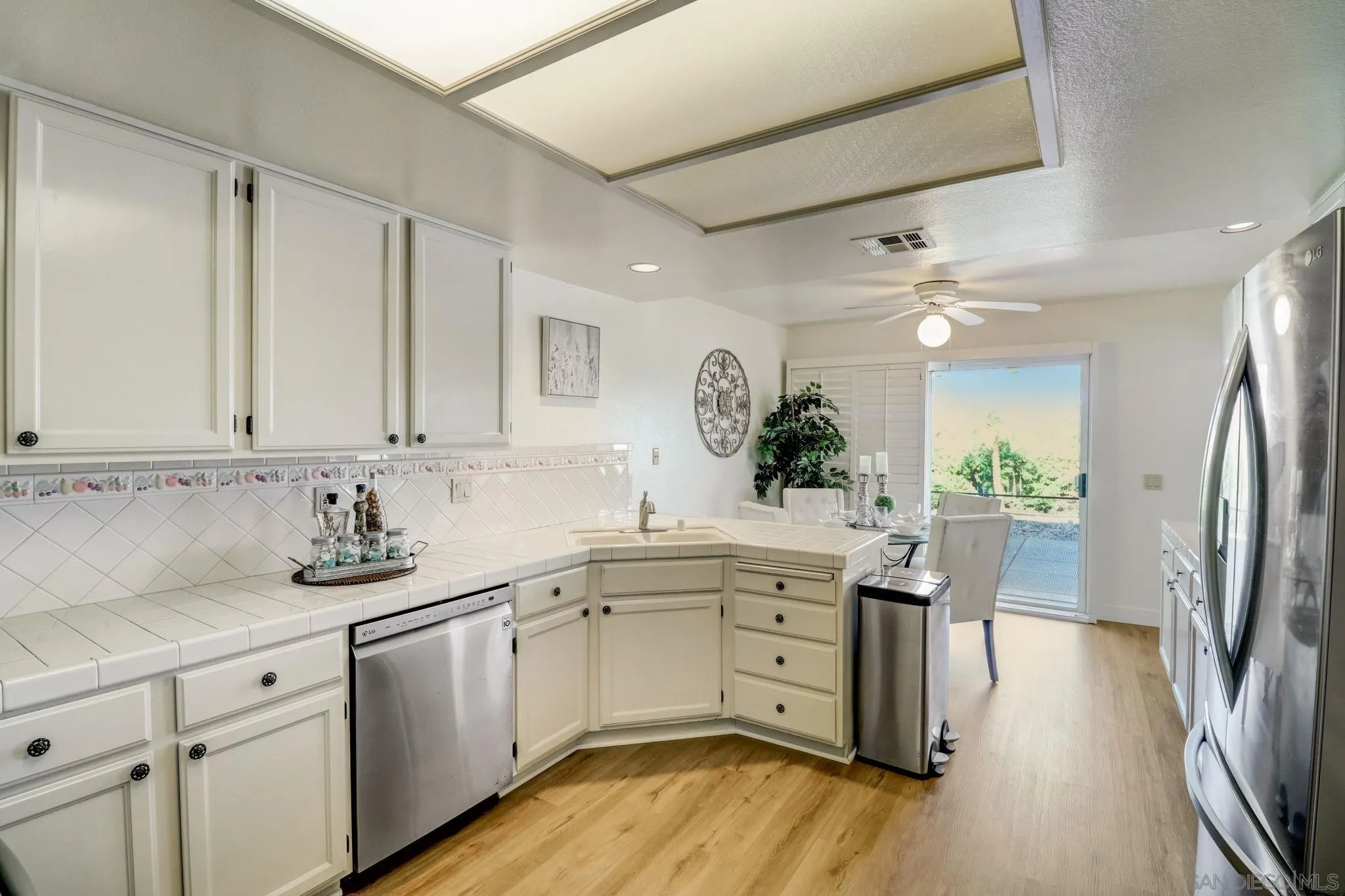 1254 Rue Cap Ferrat San Marcos, CA 92078 - Photo 14 of 50 Gallery Image 14