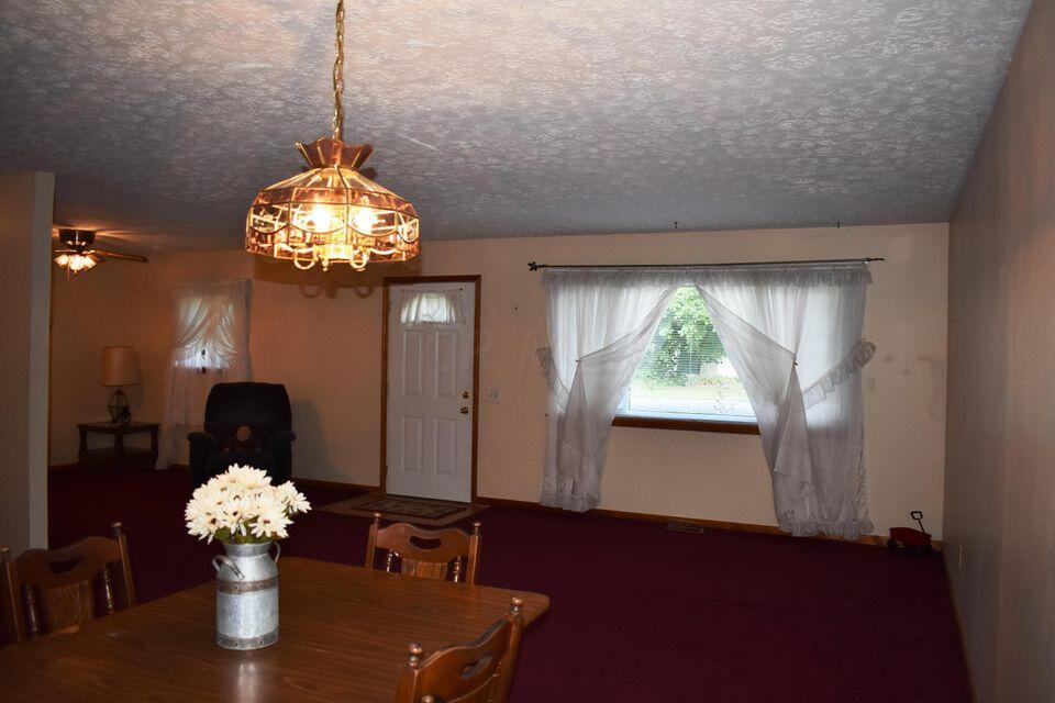 141 California Avenue Springfield, OH 45505 - Photo 3 of 29 3