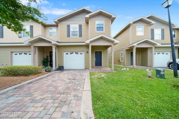 $1,700 | 7207 Quail Hollow Drive, Panama City, FL 32408