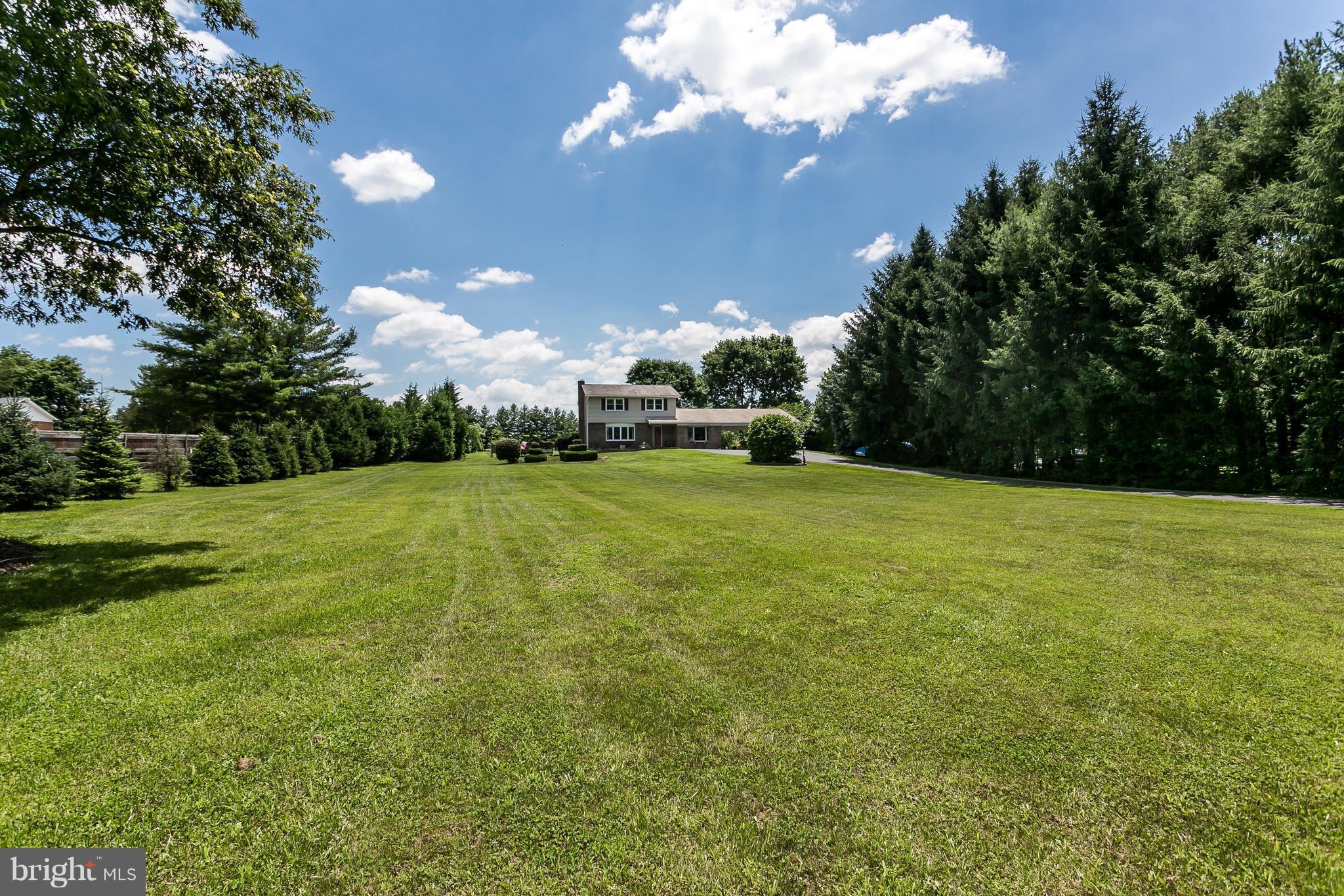 4111 McMullen Road Taneytown, MD 21787 - Photo 23 of 30 Expansive front yard