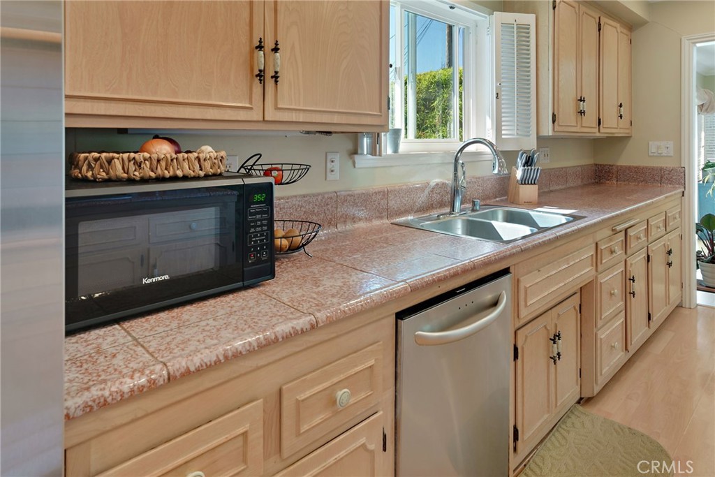 27045 Springcreek Road Rancho Palos Verdes, CA 90275 - Photo 13 of 41