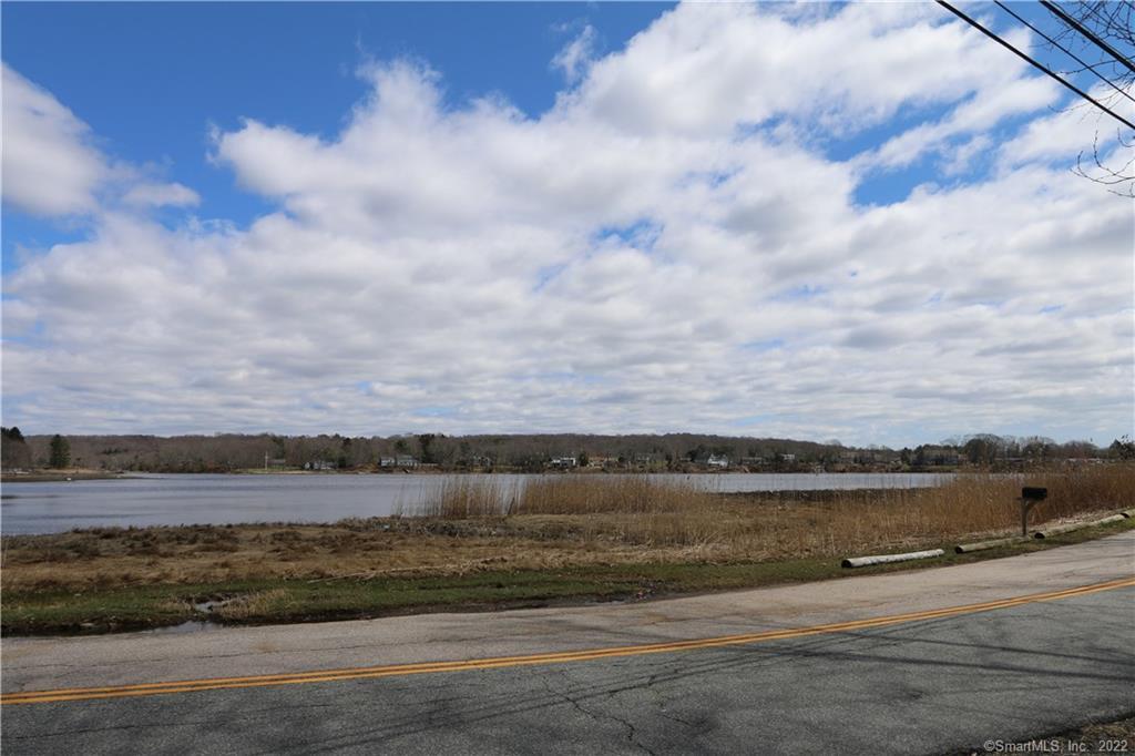 853 River Road Groton, CT 06355 - Photo 1 of 1