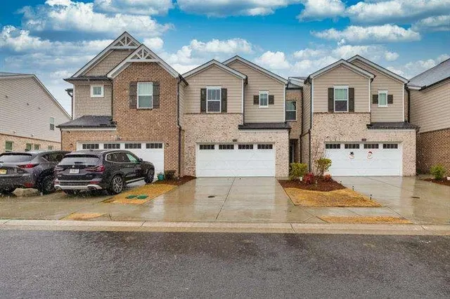 $2,245 | 1070 Sunny Lk Drive, Lawrenceville, GA 30043