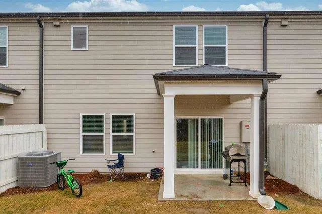 $2,245 | 1070 Sunny Lk Drive, Lawrenceville, GA 30043