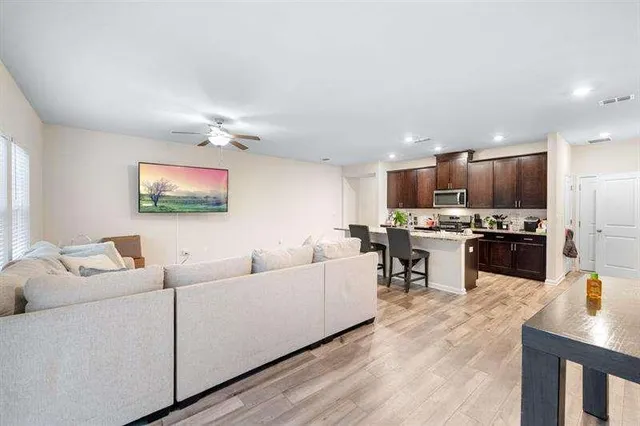 $2,245 | 1070 Sunny Lk Drive, Lawrenceville, GA 30043