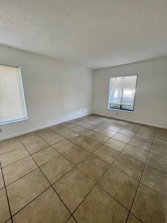 $1,900 | 812 Sky Pine Way, Unit D1, Greenacres, FL 33415