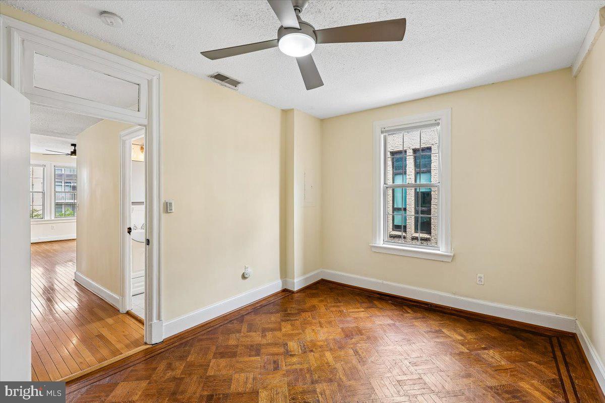 1401 Columbia Road Northwest, Unit 410 Washington, DC 20009 - Photo 22 of 27