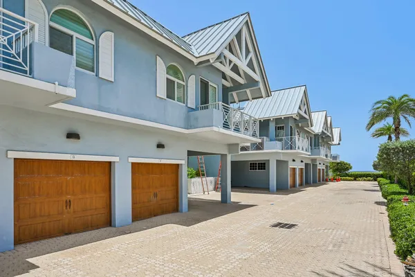 $2,345,000 | 1835 South Ocean Boulevard, Unit H, Delray Beach, FL 33483