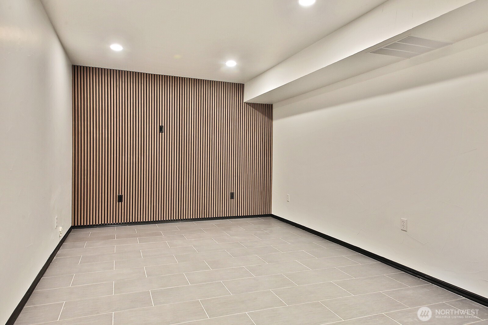 1649 Stewart Road Freeland, WA 98249 - Photo 38 of 40 a view of an empty room