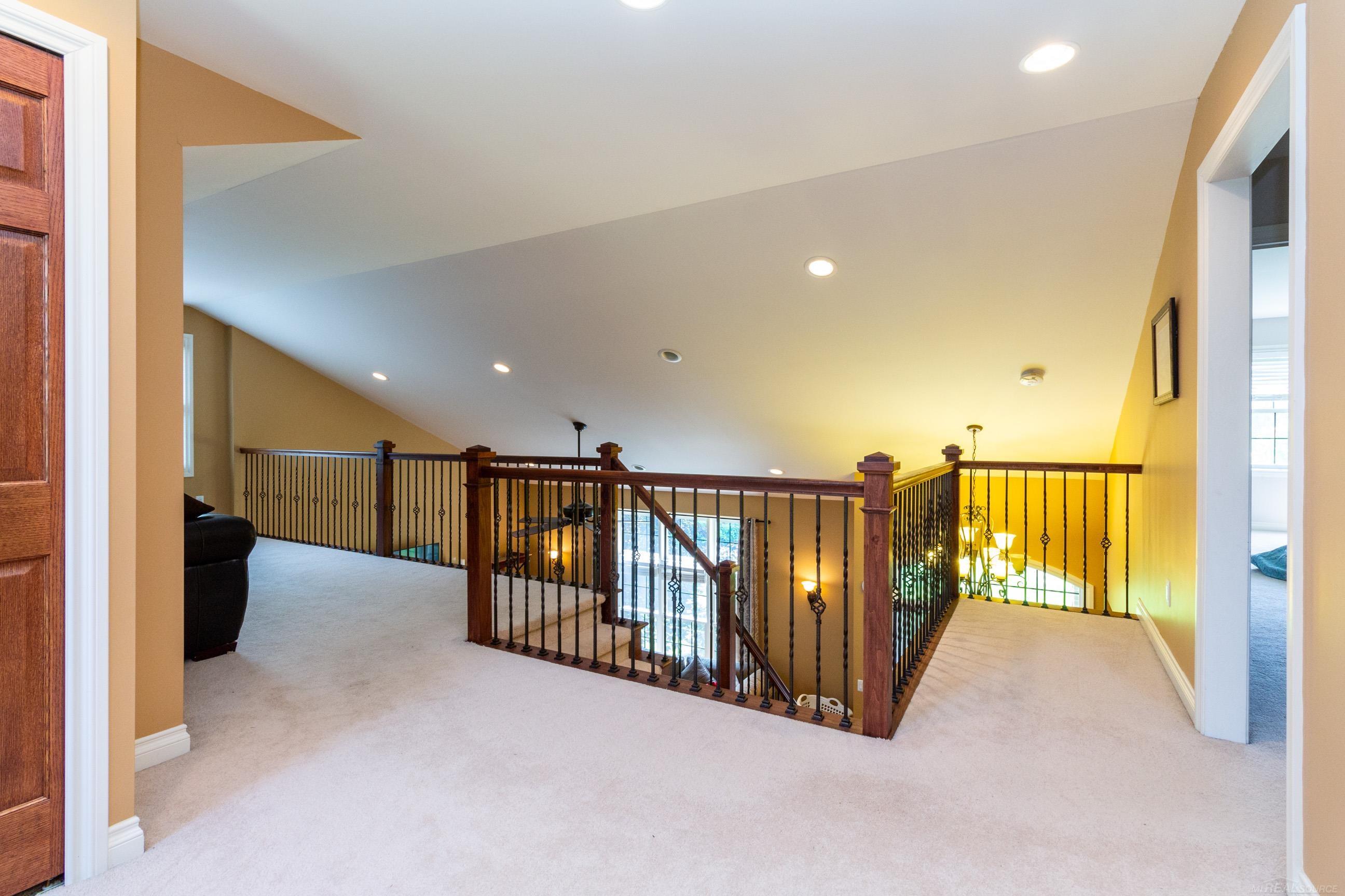 73650 Gould Road Romeo, MI 48065 - Photo 28 of 58 50115045-27.JPG