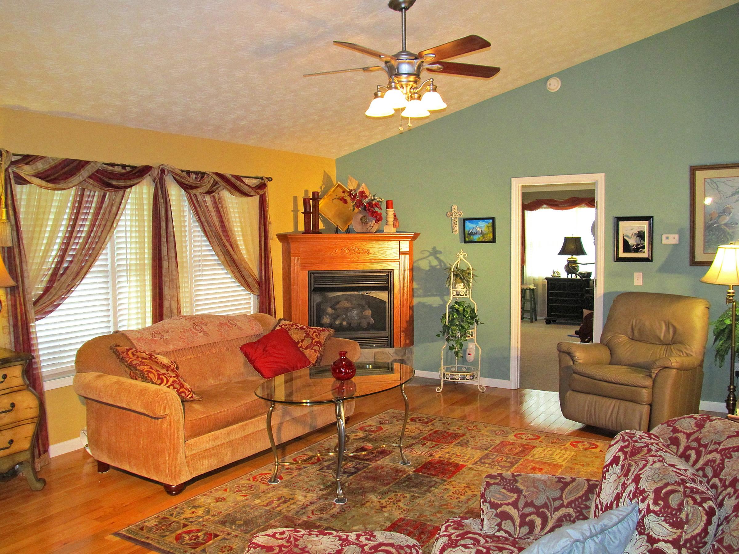 113 Amaryllis Road, Unit 10 Newport, TN 37821 - Photo 18 of 38 13