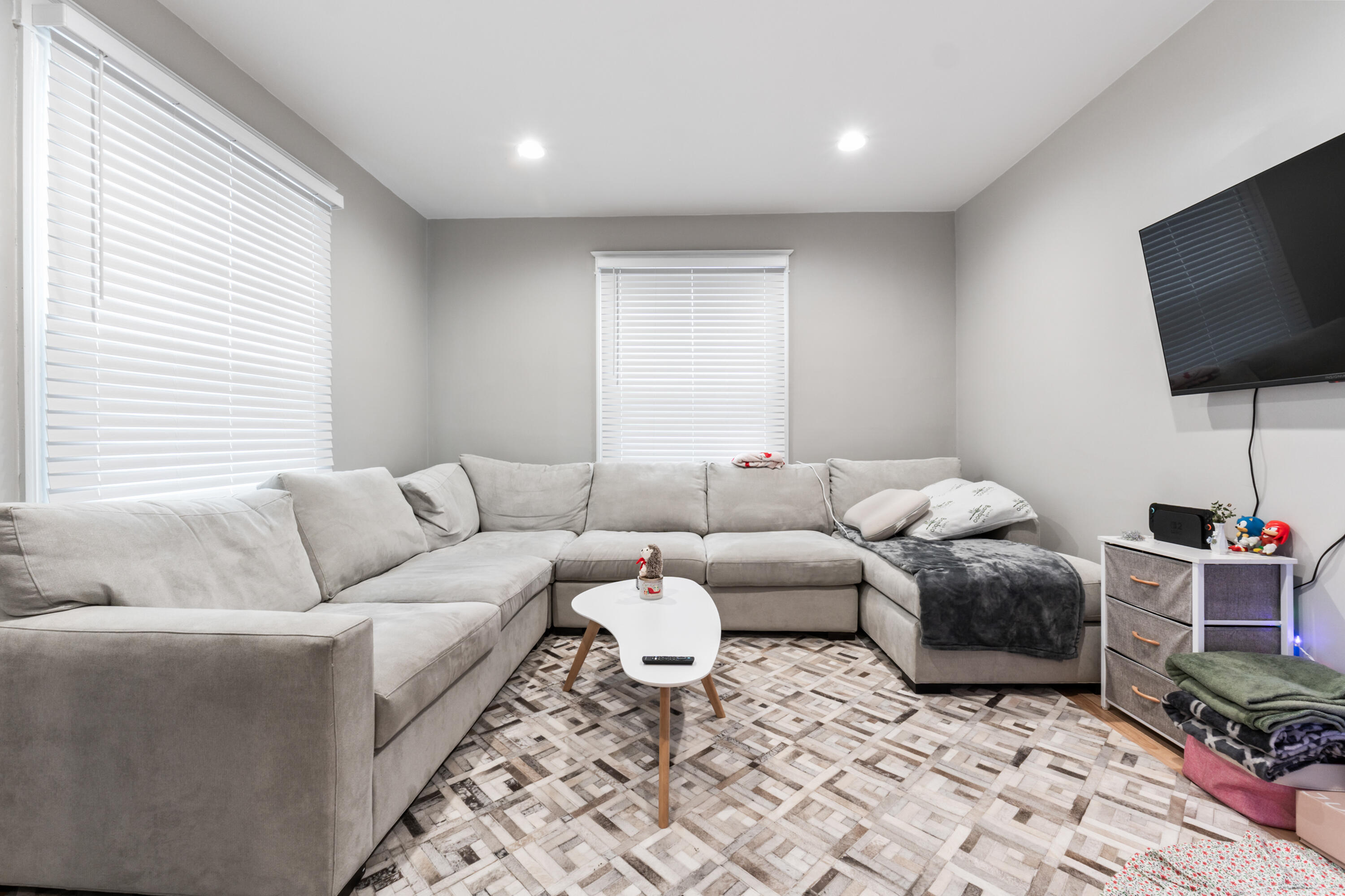 31 Burbank Street Lewiston, ME 04240 - Photo 13 of 81 31 Burbank St_113