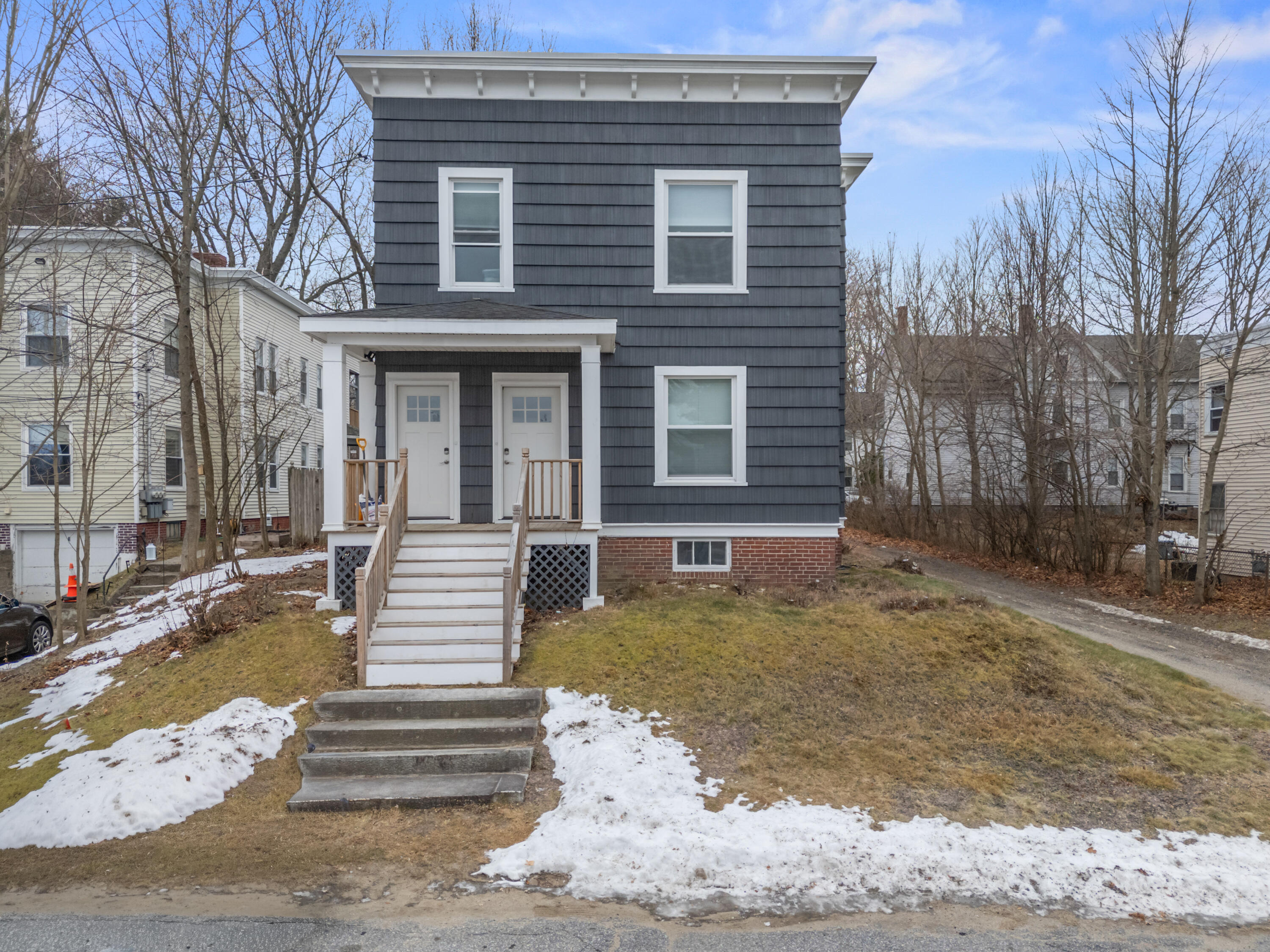 31 Burbank Street Lewiston, ME 04240 - Photo 2 of 81 31 Burbank St_102