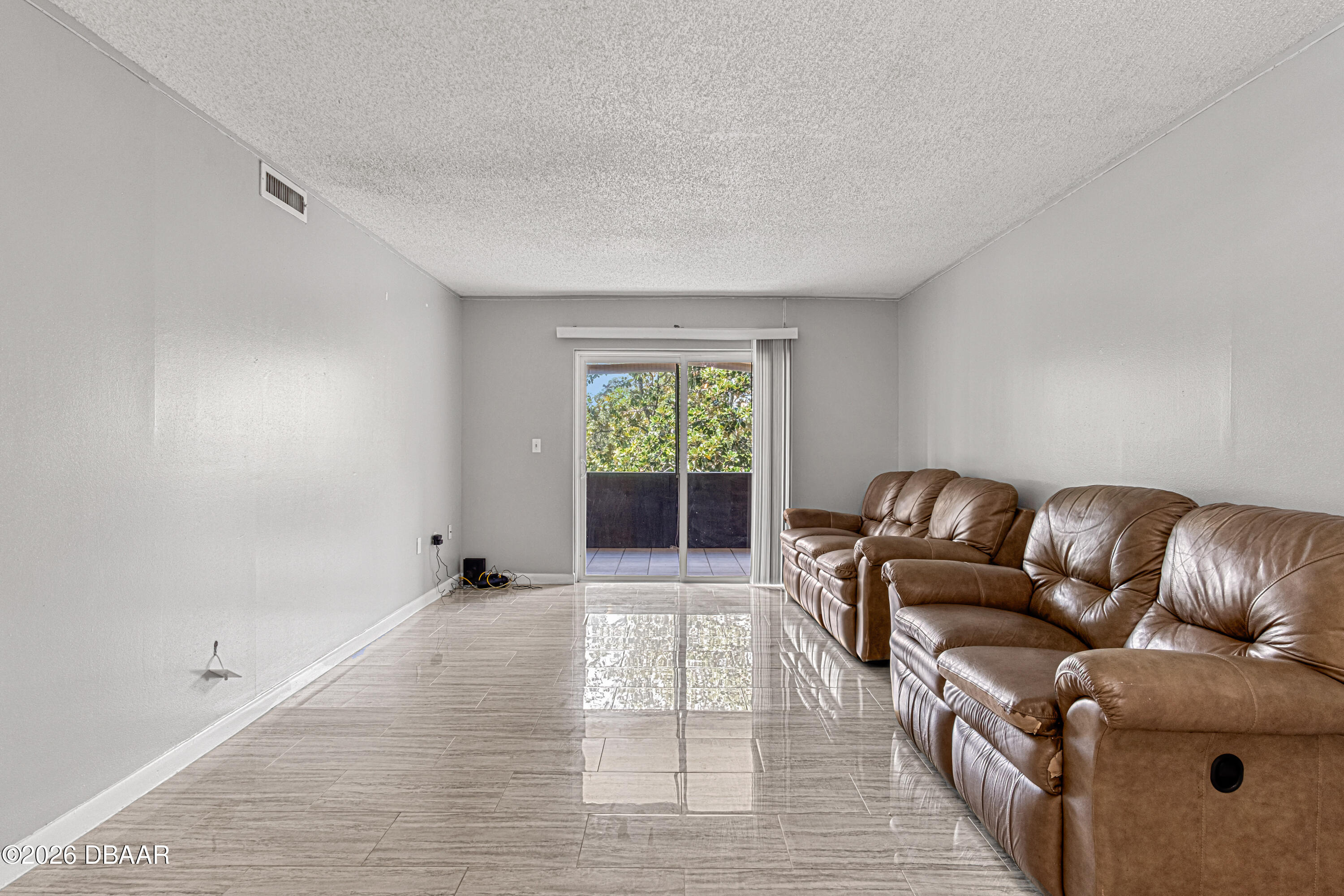 640 North Nova Road, Unit 409 Ormond Beach, FL 32174 - Photo 10 of 33 640 N Nova Rd, #409 (8 of 31)